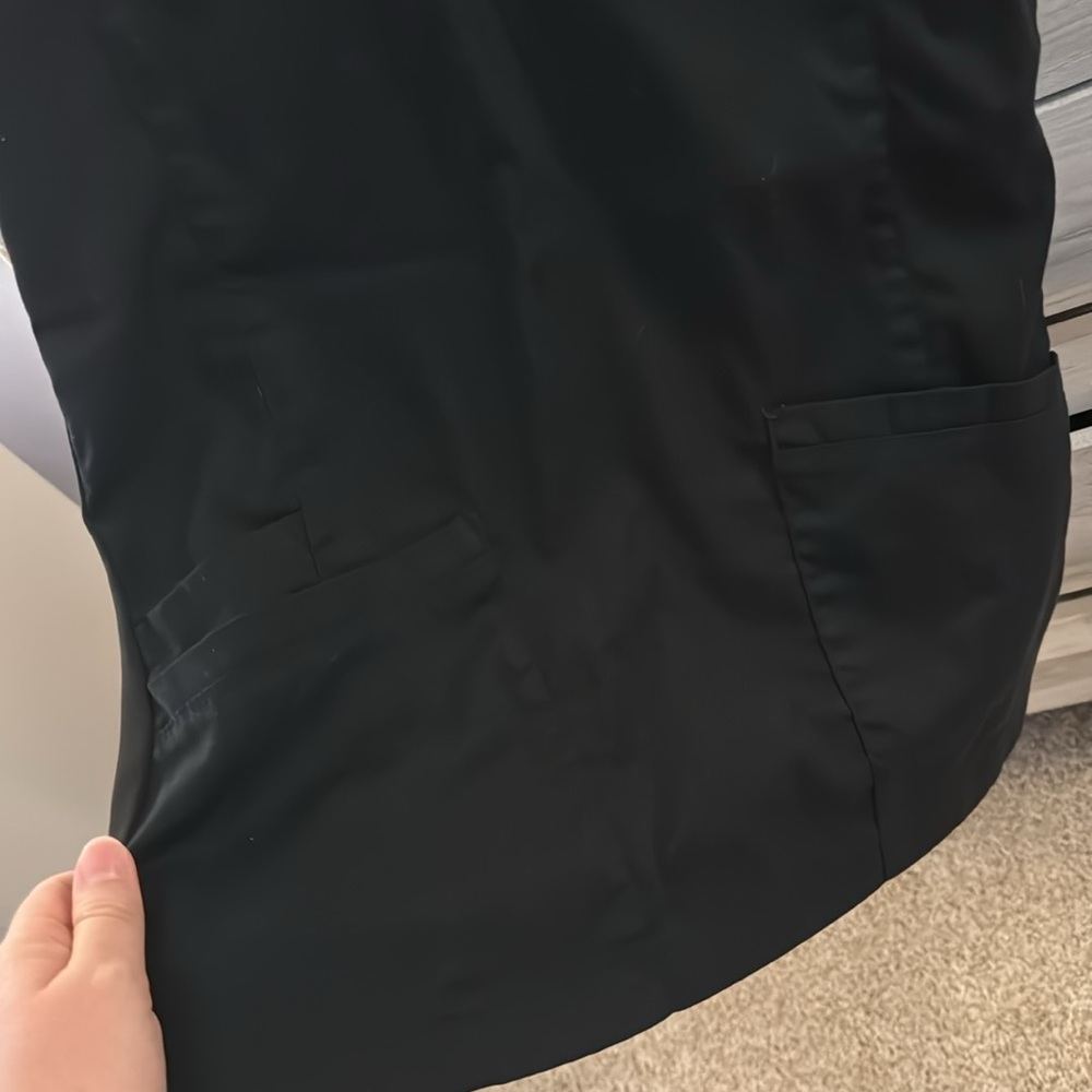 Scrub Top - Picture 2 of 4